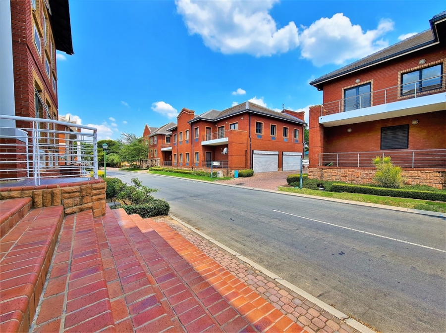 To Let commercial Property for Rent in Fourways Gauteng
