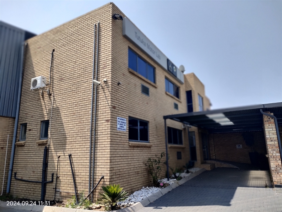 To Let commercial Property for Rent in North Riding Gauteng
