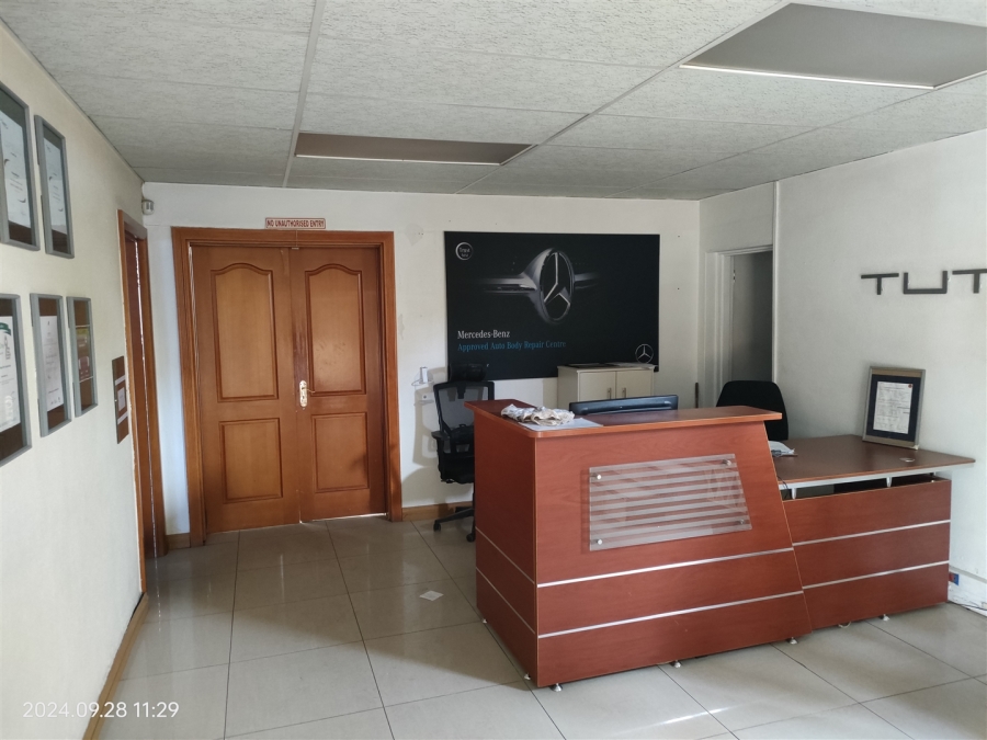To Let commercial Property for Rent in North Riding Gauteng