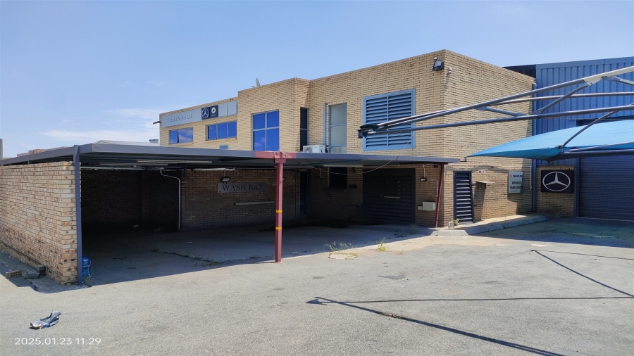 To Let commercial Property for Rent in North Riding Gauteng