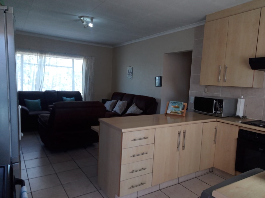 3 Bedroom Property for Sale in Selection Park Gauteng