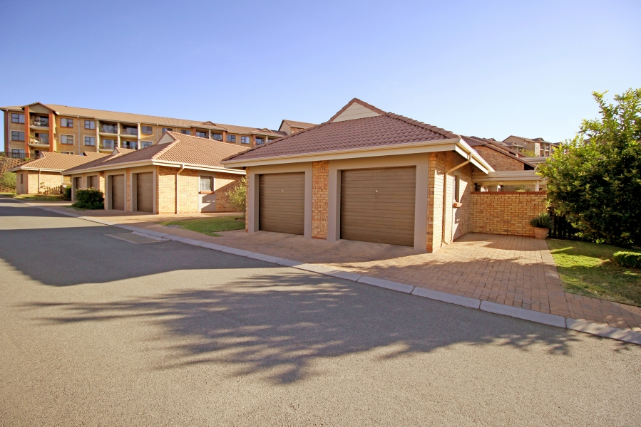 2 Bedroom Property for Sale in Olivedale Gauteng