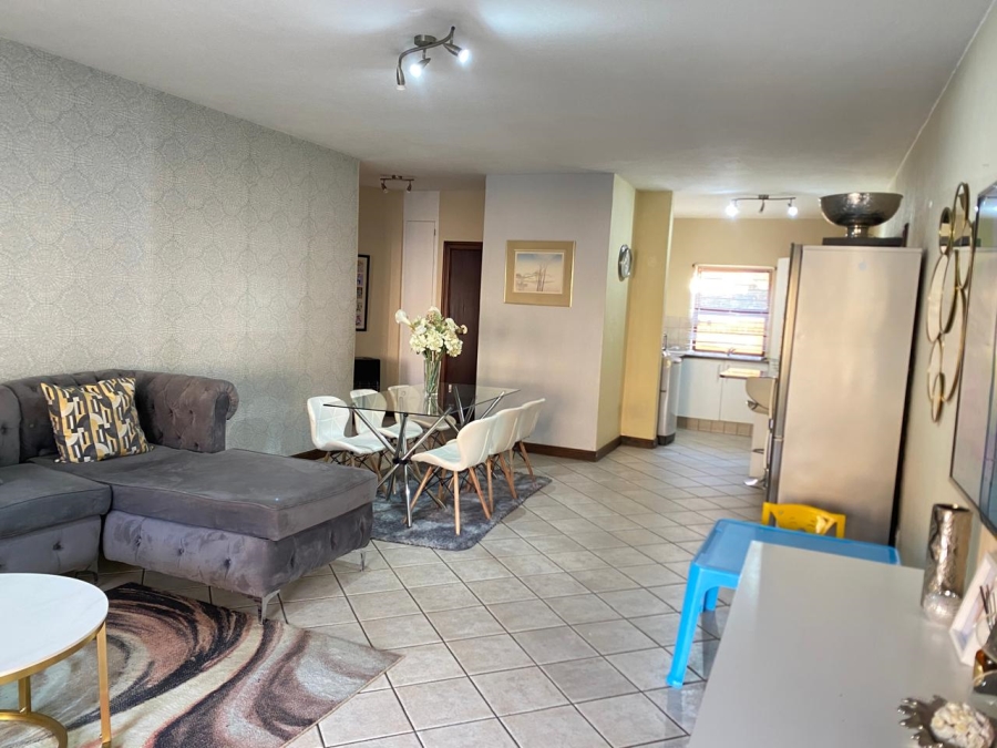 2 Bedroom Property for Sale in Kimbult A H Gauteng