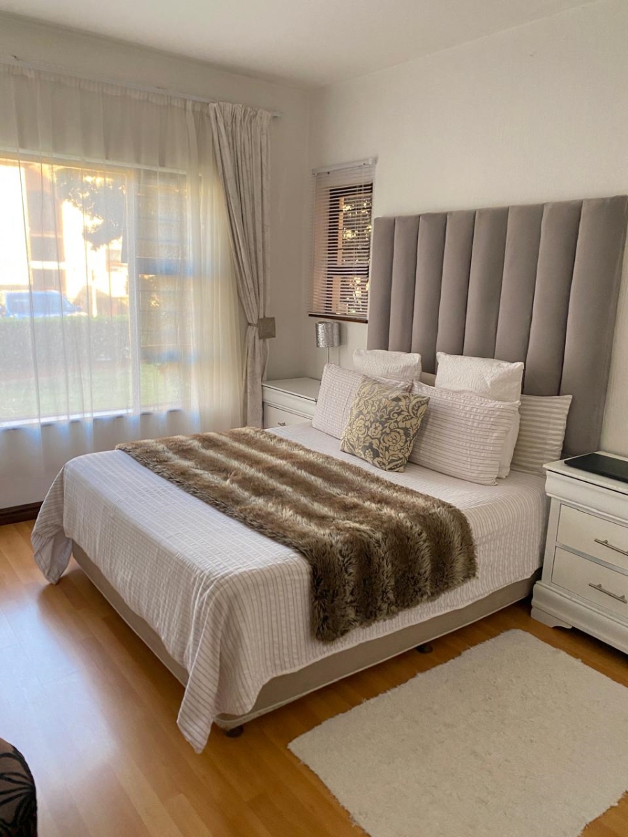 2 Bedroom Property for Sale in Kimbult A H Gauteng