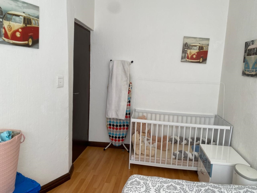 2 Bedroom Property for Sale in Kimbult A H Gauteng