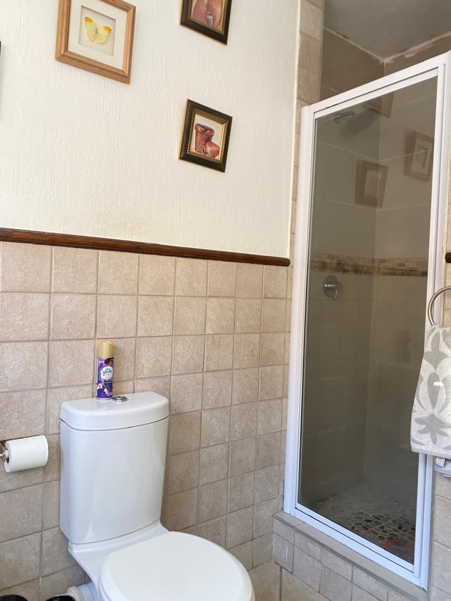 2 Bedroom Property for Sale in Kimbult A H Gauteng