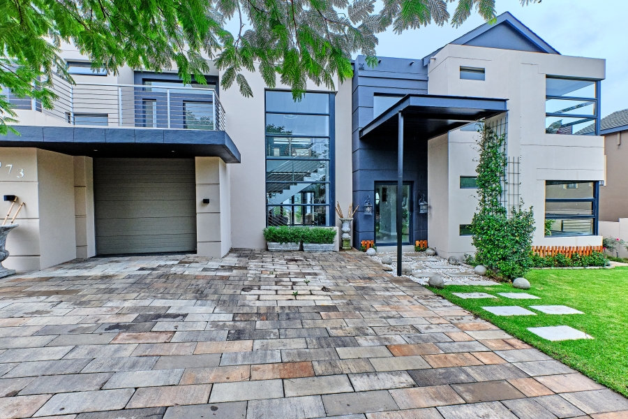 To Let 5 Bedroom Property for Rent in Waterfall Country Estate Gauteng