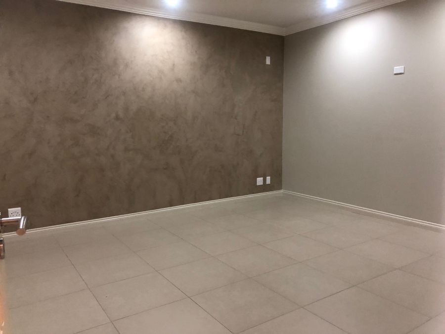 To Let 4 Bedroom Property for Rent in Three Rivers Gauteng