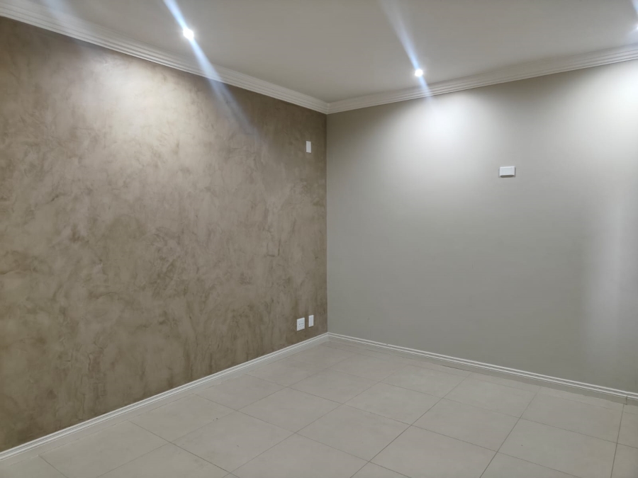 To Let 4 Bedroom Property for Rent in Three Rivers Gauteng