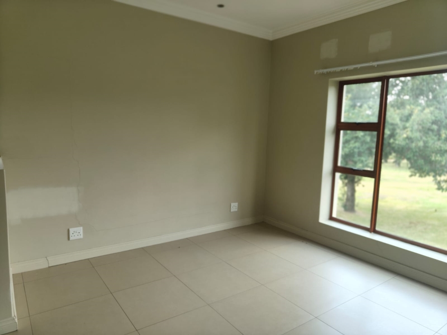 To Let 4 Bedroom Property for Rent in Three Rivers Gauteng
