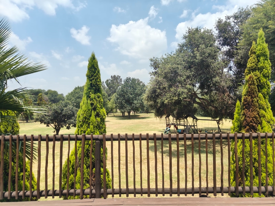 To Let 4 Bedroom Property for Rent in Three Rivers Gauteng