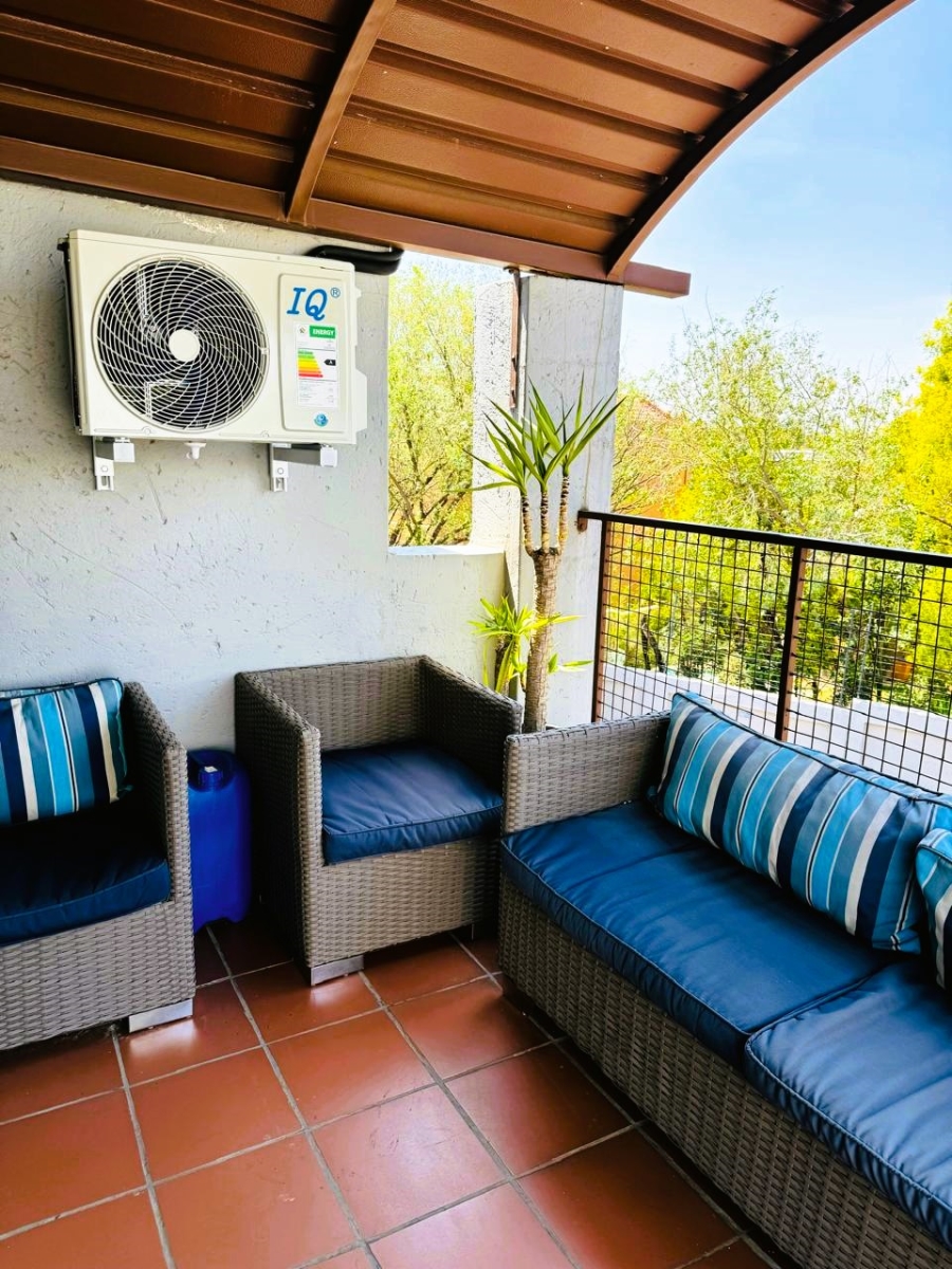 2 Bedroom Property for Sale in Vorna Valley Gauteng