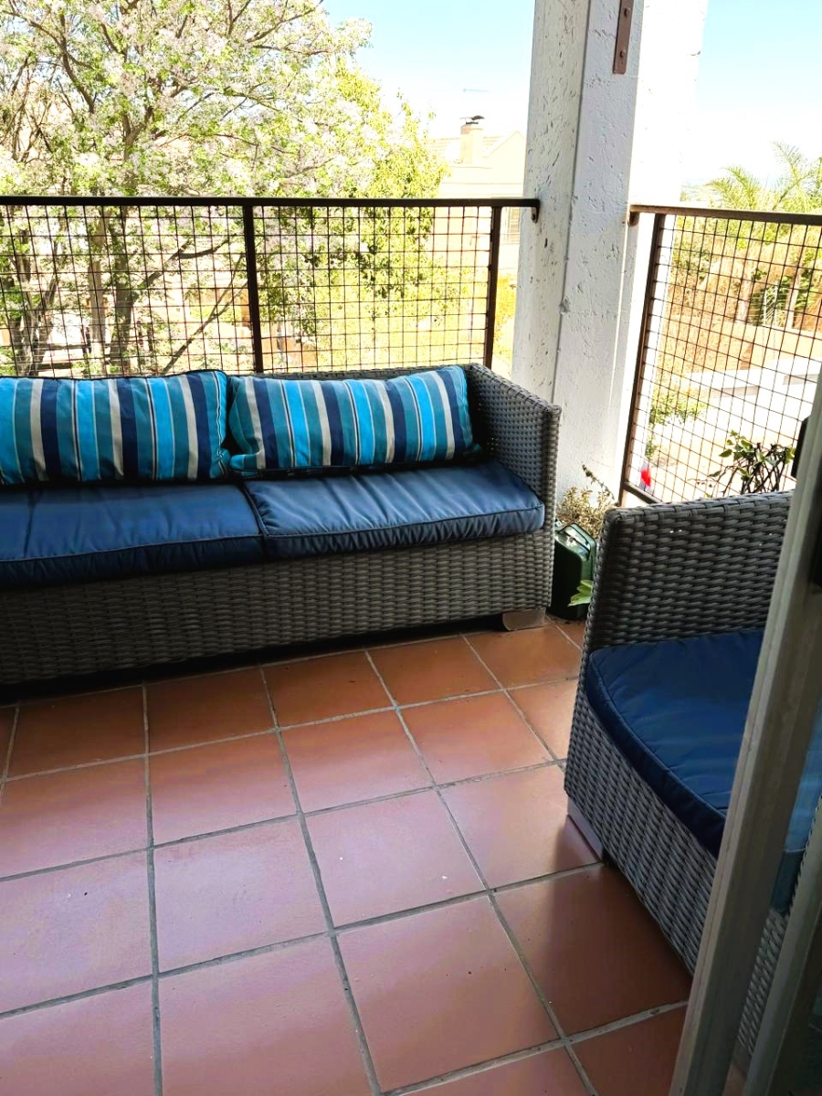 2 Bedroom Property for Sale in Vorna Valley Gauteng