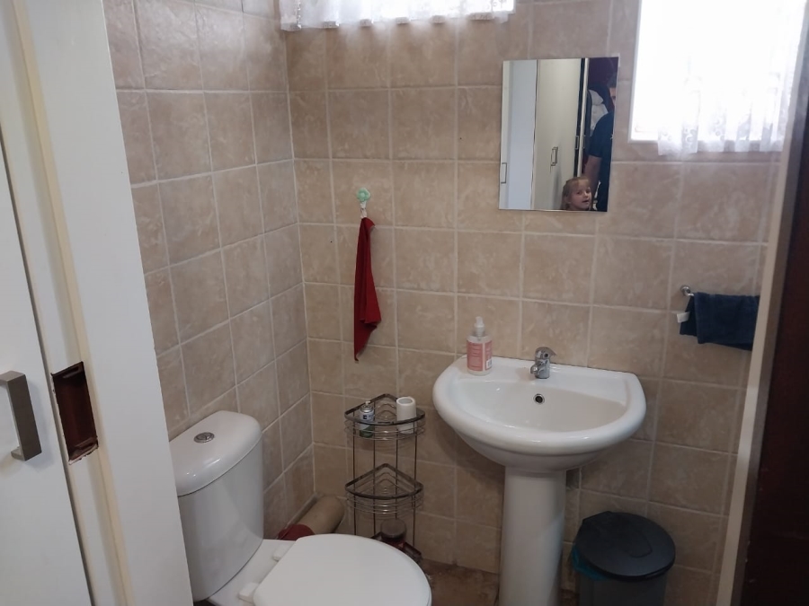 To Let 3 Bedroom Property for Rent in Parktown Estate Gauteng