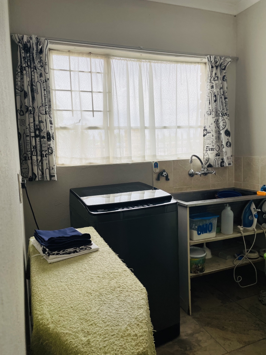 4 Bedroom Property for Sale in Waterval West Gauteng