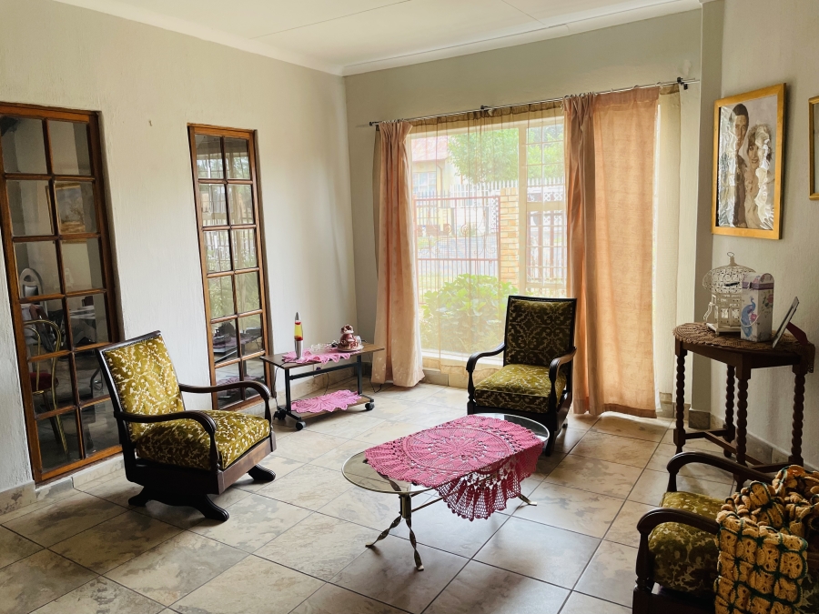 4 Bedroom Property for Sale in Waterval West Gauteng