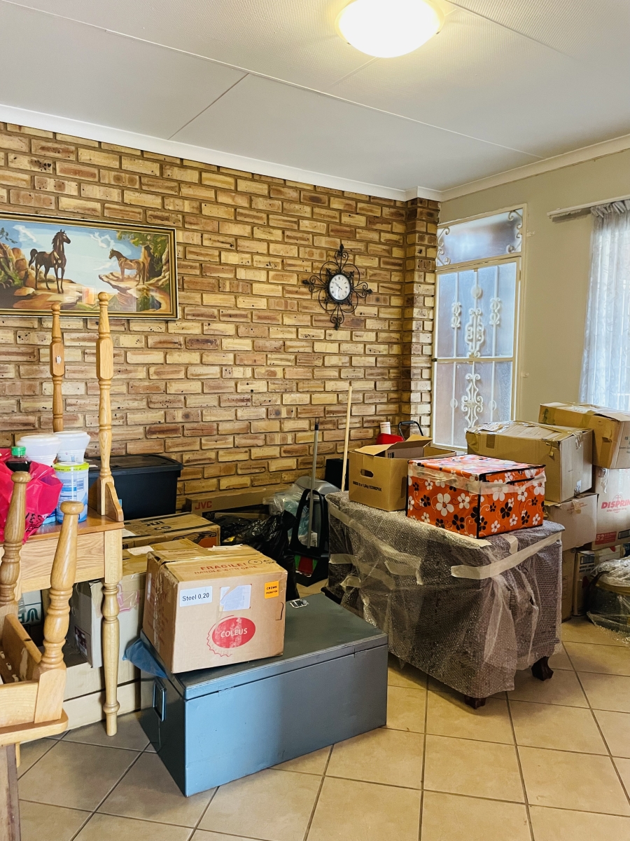 4 Bedroom Property for Sale in Waterval West Gauteng