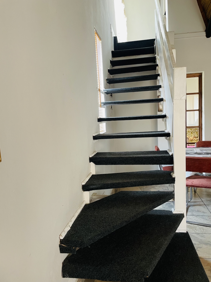 4 Bedroom Property for Sale in Waterval West Gauteng