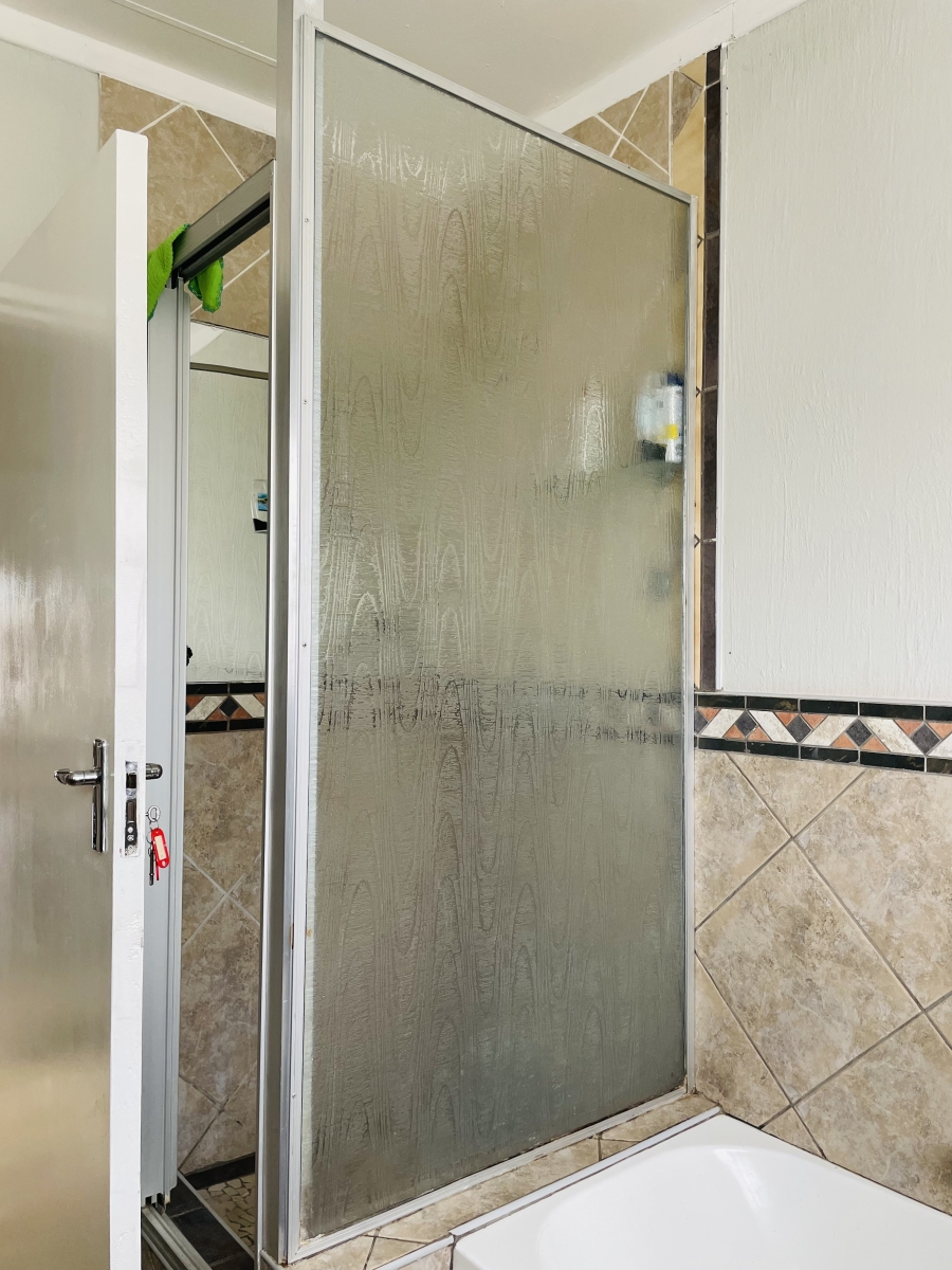 4 Bedroom Property for Sale in Waterval West Gauteng