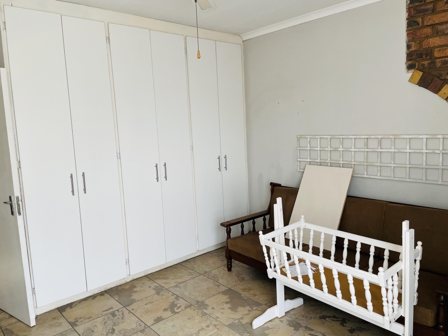 4 Bedroom Property for Sale in Waterval West Gauteng