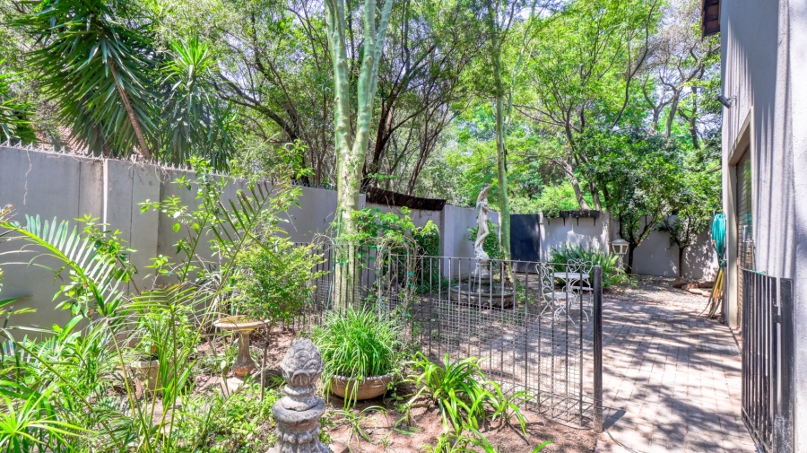 3 Bedroom Property for Sale in Broadacres Gauteng