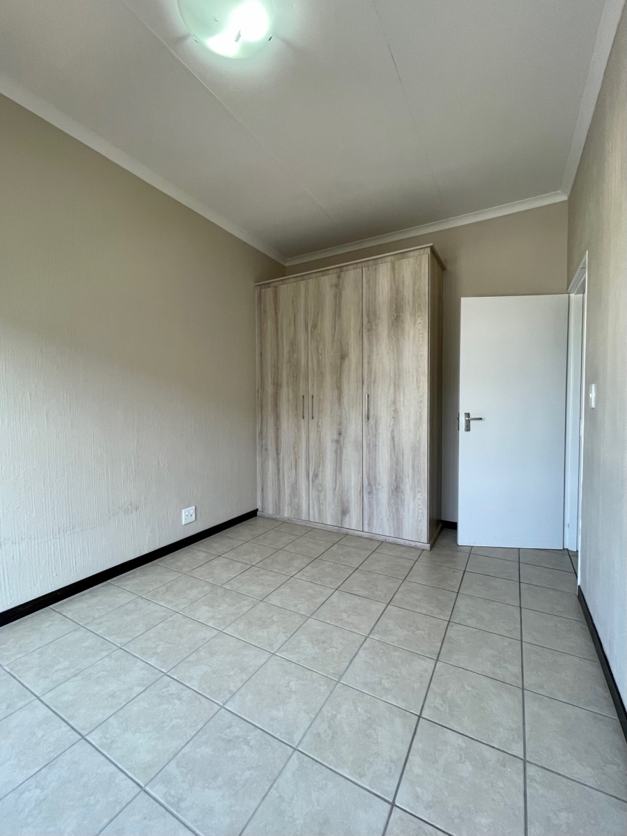 To Let 1 Bedroom Property for Rent in Bergbron Gauteng