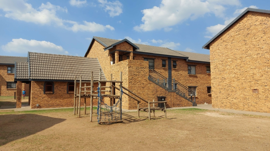 2 Bedroom Property for Sale in Witfield Gauteng