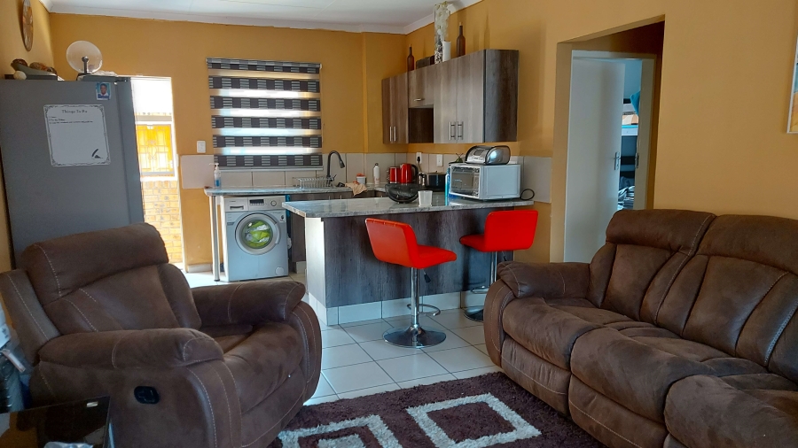 2 Bedroom Property for Sale in Witfield Gauteng