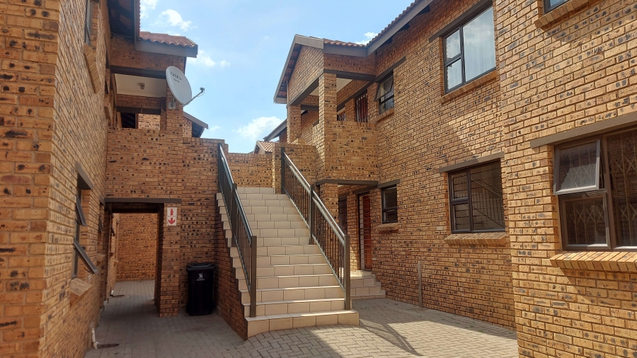 2 Bedroom Property for Sale in Witfield Gauteng