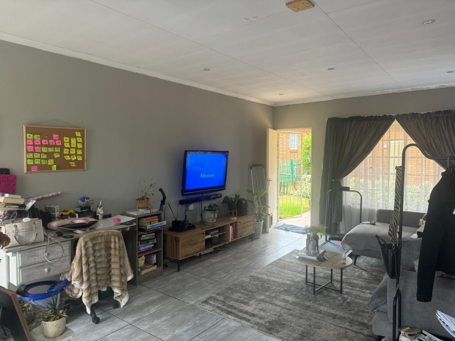 2 Bedroom Property for Sale in Sunair Park Gauteng