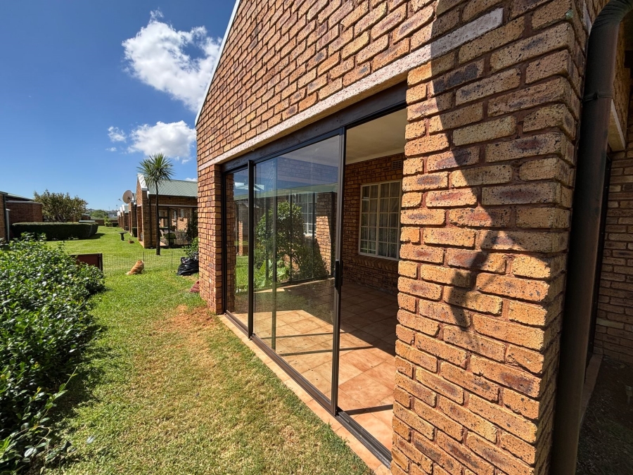 2 Bedroom Property for Sale in Sunair Park Gauteng