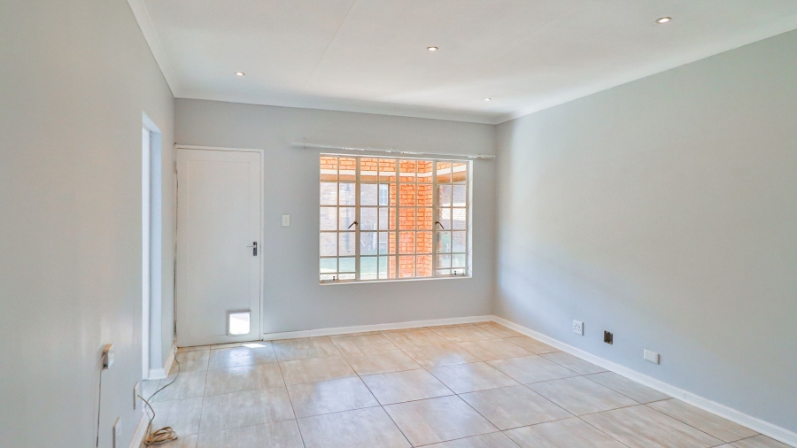 2 Bedroom Property for Sale in Sunair Park Gauteng