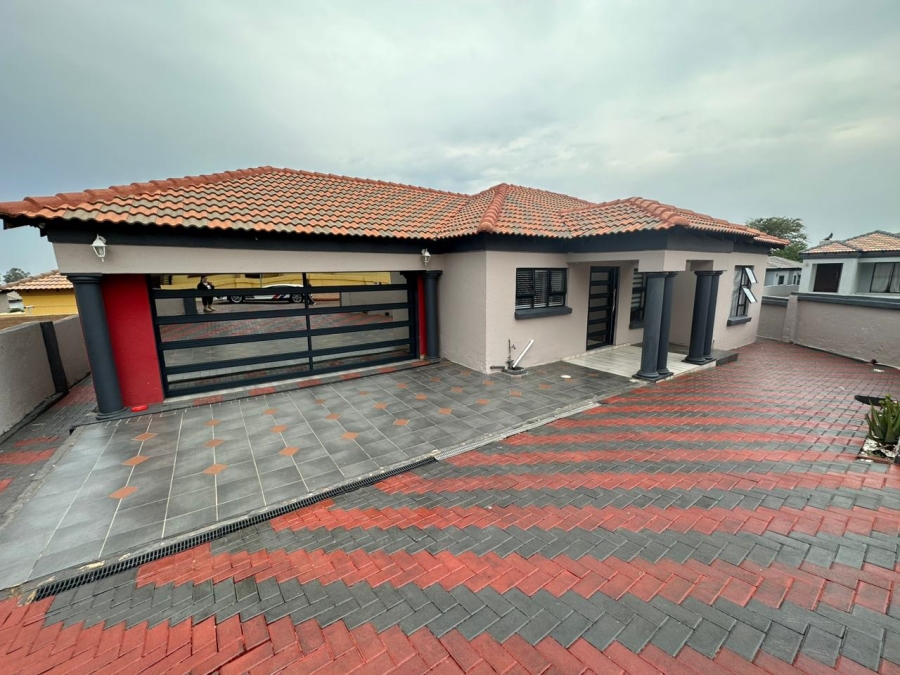 3 Bedroom Property for Sale in Amandasig Gauteng