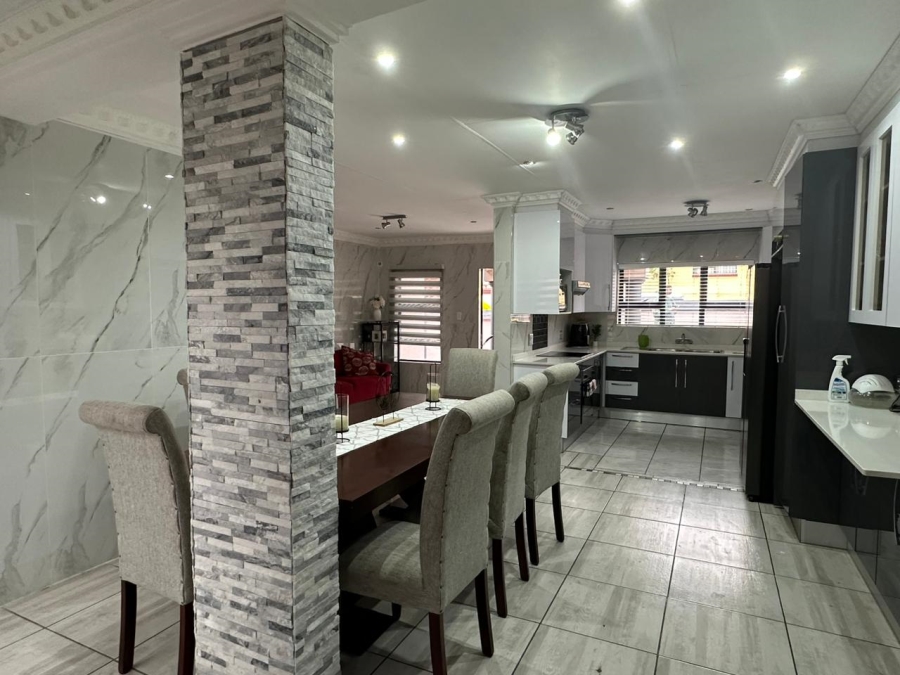 3 Bedroom Property for Sale in Amandasig Gauteng