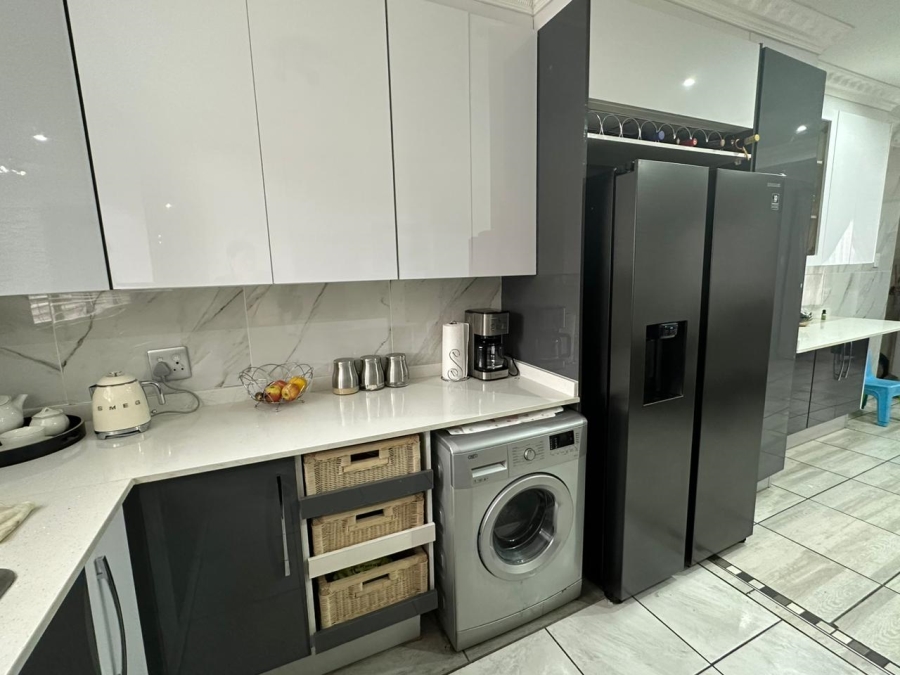 3 Bedroom Property for Sale in Amandasig Gauteng