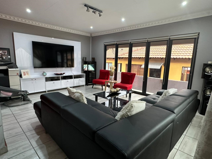 3 Bedroom Property for Sale in Amandasig Gauteng