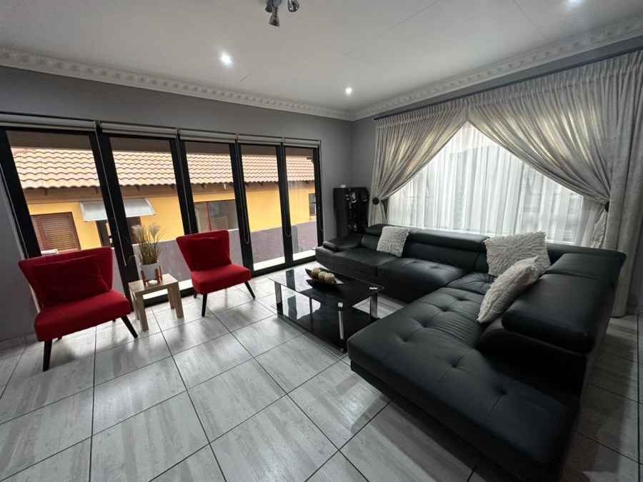 3 Bedroom Property for Sale in Amandasig Gauteng