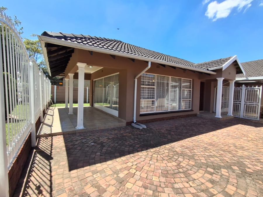 4 Bedroom Property for Sale in Lilianton Gauteng