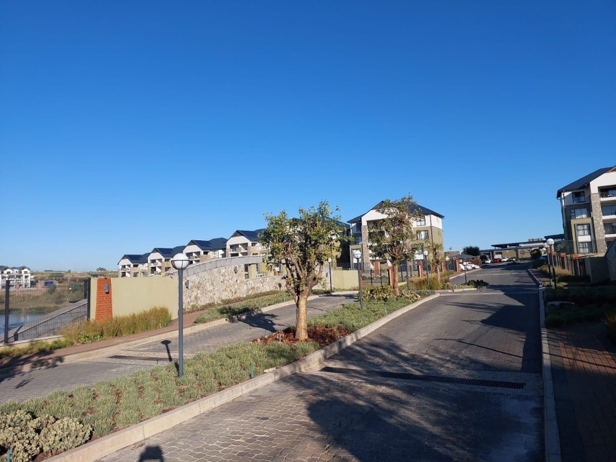 To Let 1 Bedroom Property for Rent in Waterfall Gauteng