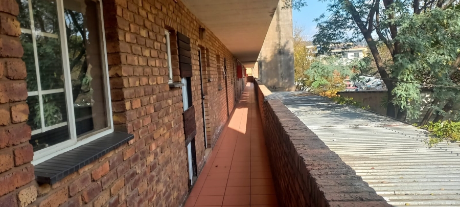 2 Bedroom Property for Sale in Pretoria West Gauteng