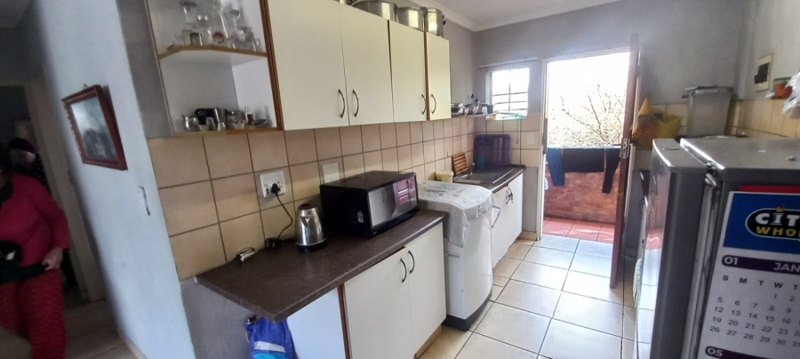 2 Bedroom Property for Sale in Pretoria West Gauteng