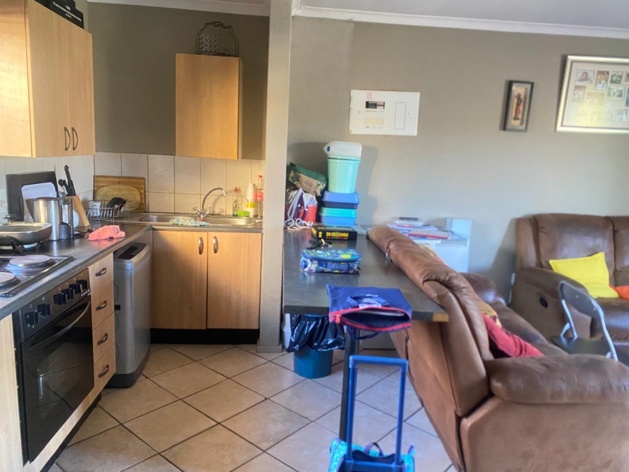 1 Bedroom Property for Sale in Willowbrook Gauteng