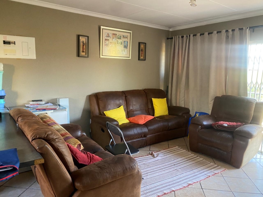 1 Bedroom Property for Sale in Willowbrook Gauteng