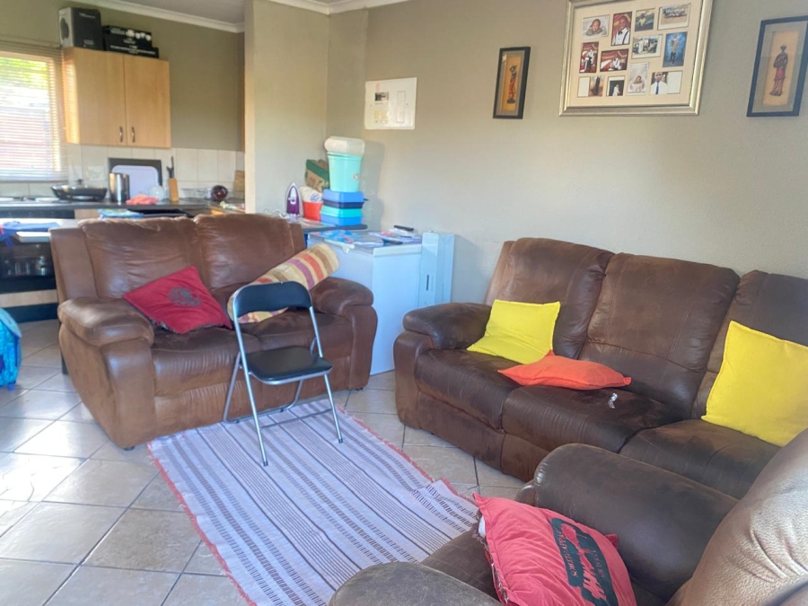 1 Bedroom Property for Sale in Willowbrook Gauteng