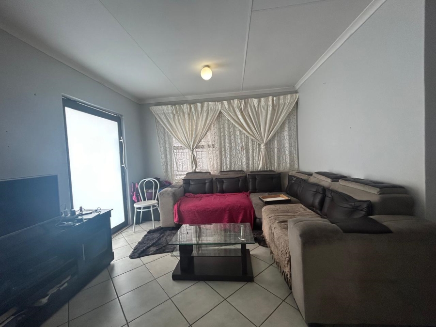 3 Bedroom Property for Sale in Lotus Gardens Gauteng
