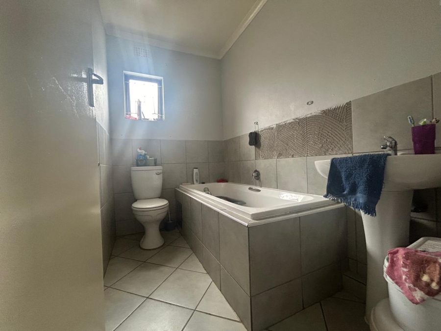 3 Bedroom Property for Sale in Lotus Gardens Gauteng