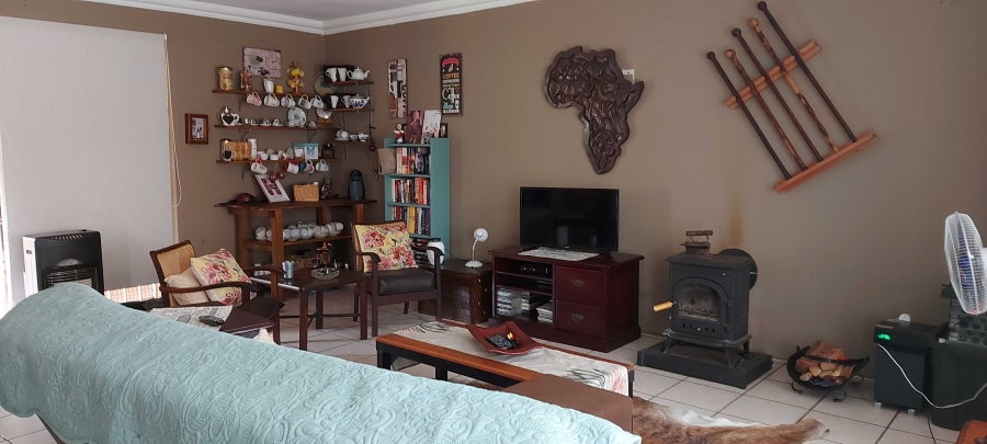 3 Bedroom Property for Sale in Dersley Gauteng