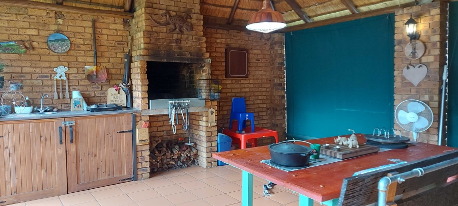 3 Bedroom Property for Sale in Dersley Gauteng