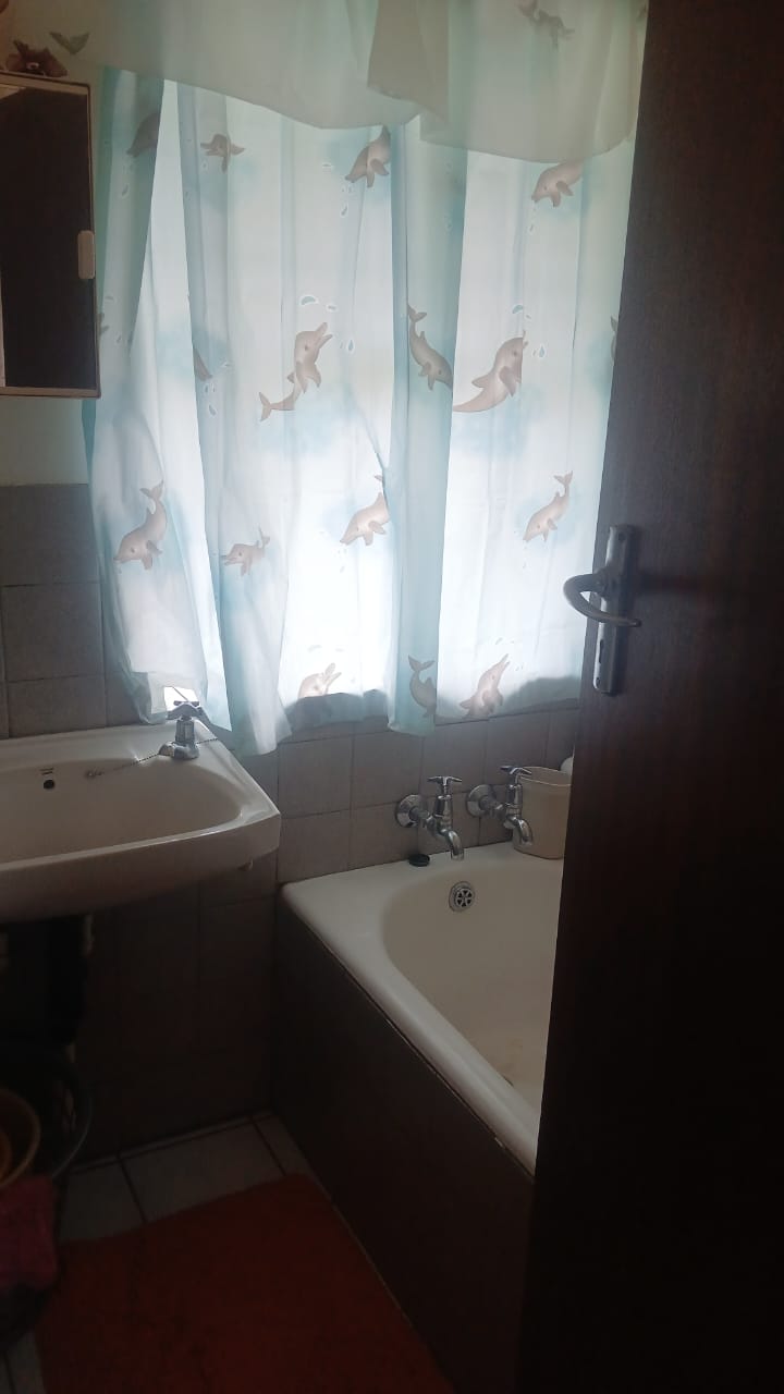 2 Bedroom Property for Sale in Horison Gauteng