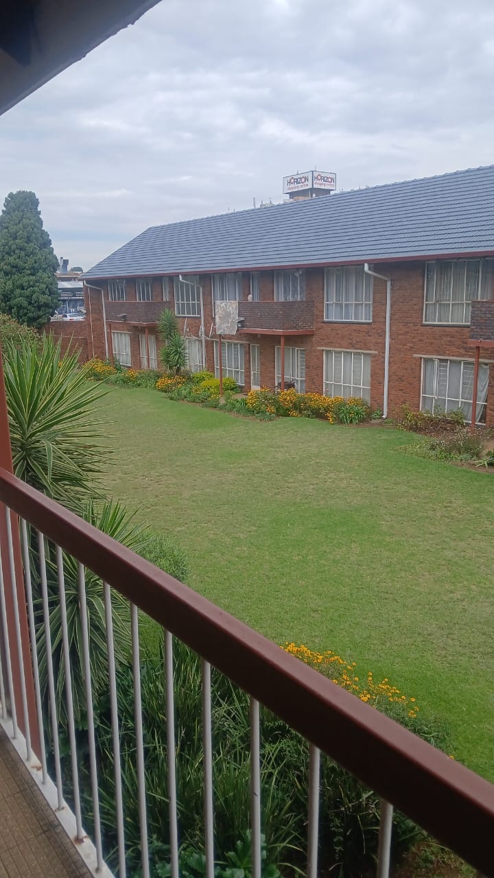 2 Bedroom Property for Sale in Horison Gauteng